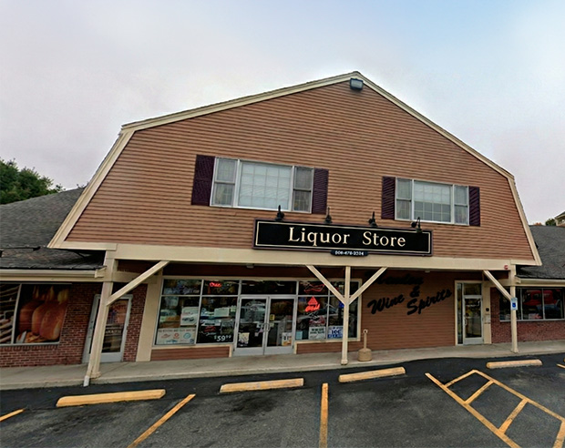 Mendon Wine and Spirits Storefront